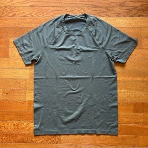 Lululemon Metal Vent Tech T Shirt Brown